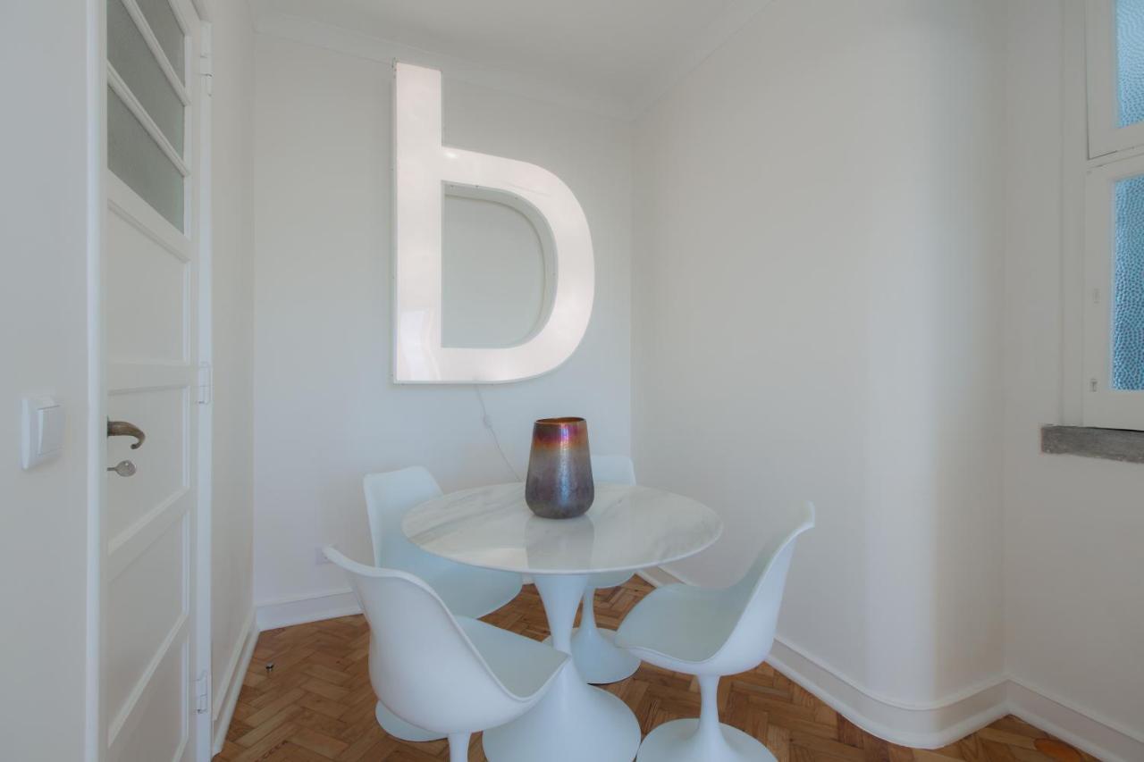 Cabral 5 Stars View Apartment Lisbon Luaran gambar